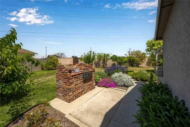 7751 La Mesa Way, Buena Park, California 90620