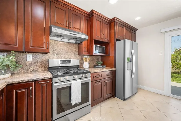 7751 La Mesa Way, Buena Park, California 90620