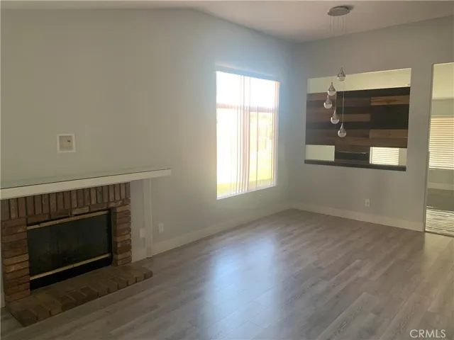 18810 Oakview Way, Lake Elsinore, California 92530
