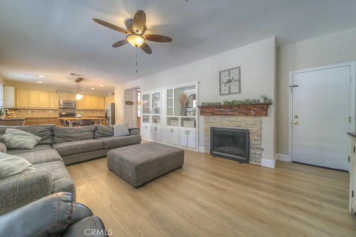 41137 Robards Way, Murrieta, California 92562