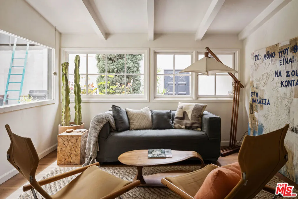 1012 Superba Avenue, Venice, California 90291 home-pic-23