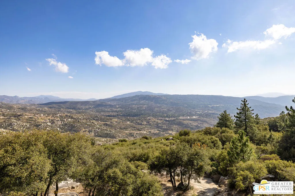 53015 Double View Drive, Idyllwild, California 92549 home-pic-30