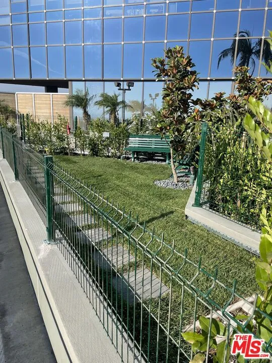 1100 Wilshire Boulevard 3306, Los Angeles, California 90017 home-pic-33