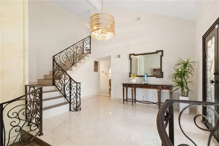 11030 Cozycroft Avenue, Chatsworth, California 91311