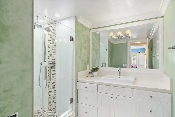 11030 Cozycroft Avenue, Chatsworth, California 91311
