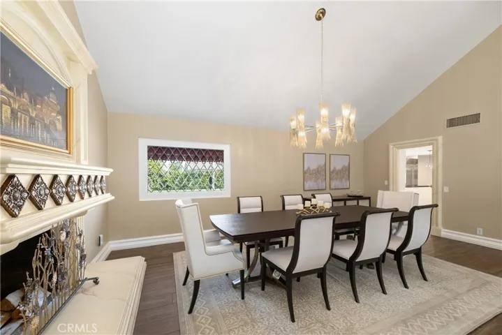 11030 Cozycroft Avenue, Chatsworth, California 91311
