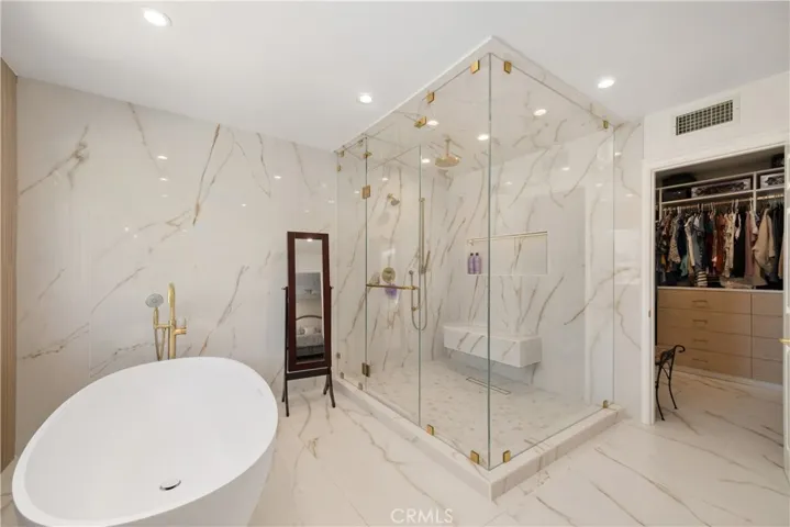 11030 Cozycroft Avenue, Chatsworth, California 91311