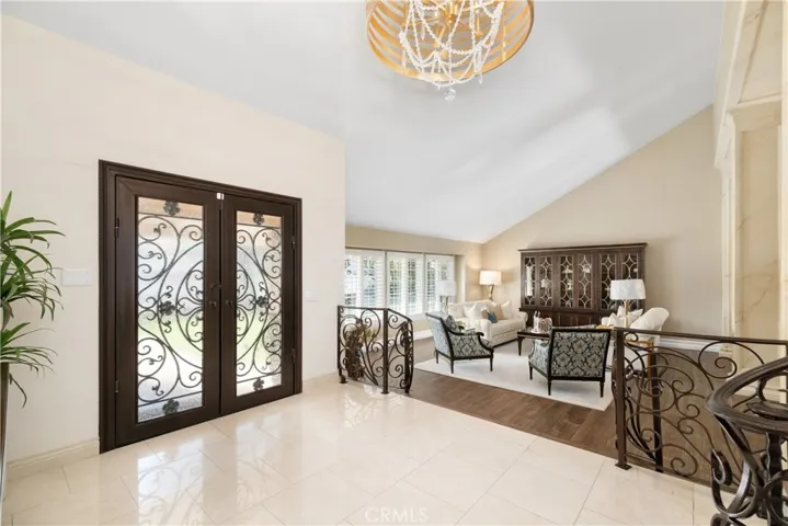 11030 Cozycroft Avenue, Chatsworth, California 91311