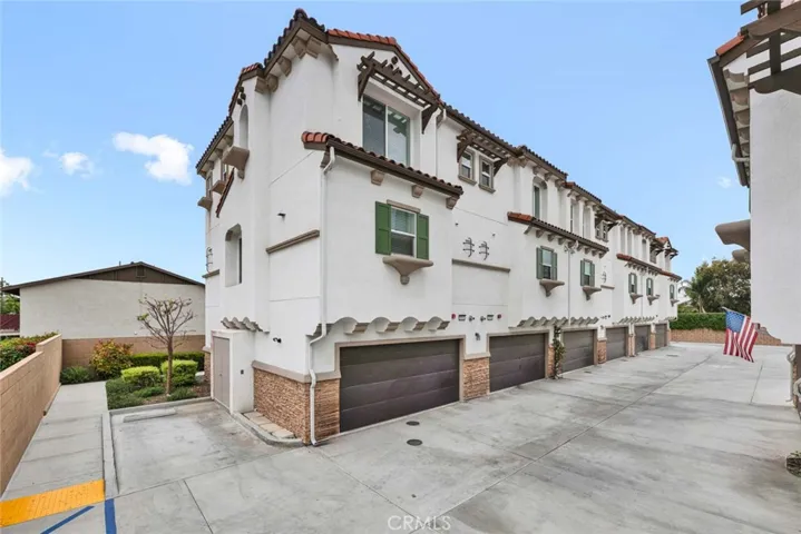 3532 W Savanna Street, Anaheim, California 92804