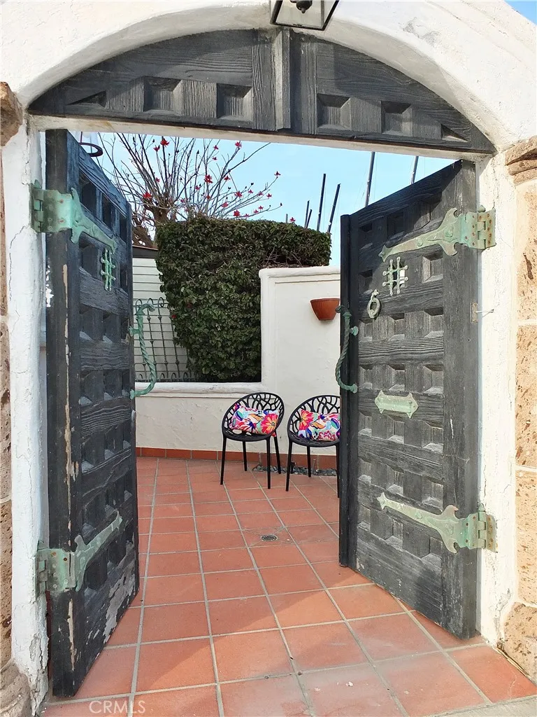 6911 E Ocean Boulevard, Long Beach, California 90803 home-pic-43