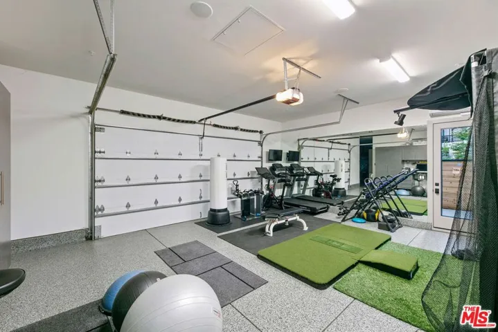 27453 Park Vista Road, Agoura Hills, California 91301