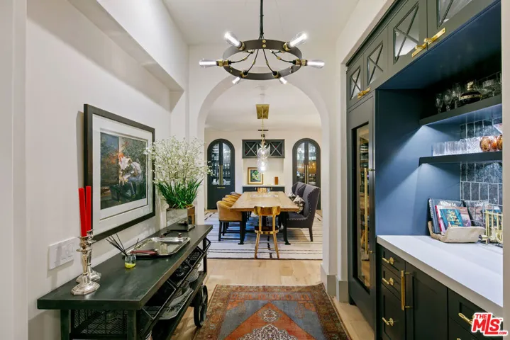 27453 Park Vista Road, Agoura Hills, California 91301