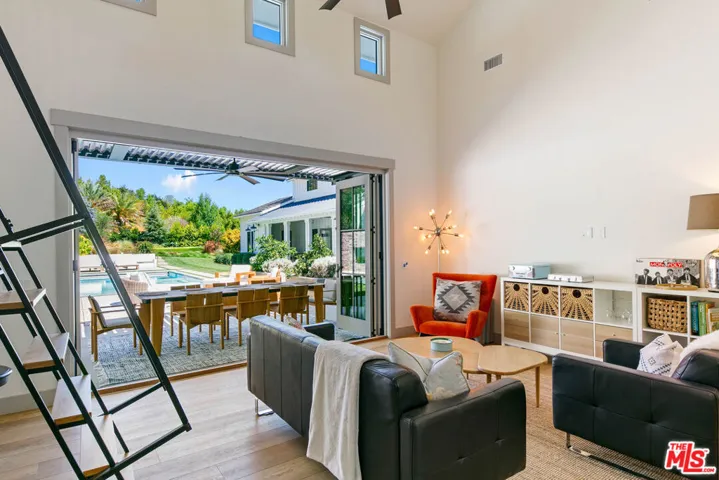27453 Park Vista Road, Agoura Hills, California 91301