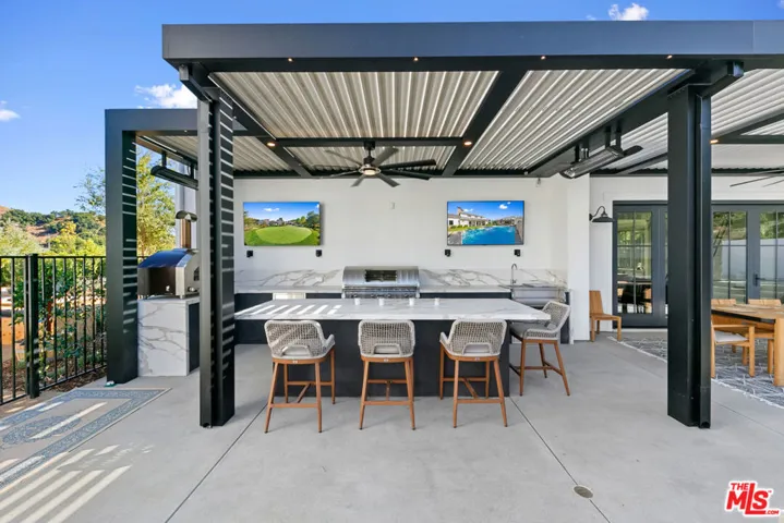 27453 Park Vista Road, Agoura Hills, California 91301