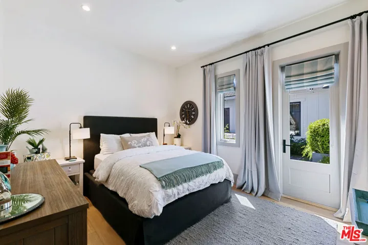 27453 Park Vista Road, Agoura Hills, California 91301