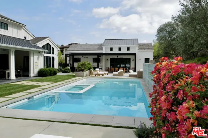 27453 Park Vista Road, Agoura Hills, California 91301