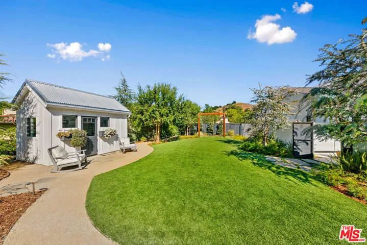 27453 Park Vista Road, Agoura Hills, California 91301