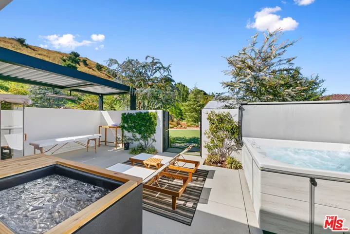 27453 Park Vista Road, Agoura Hills, California 91301