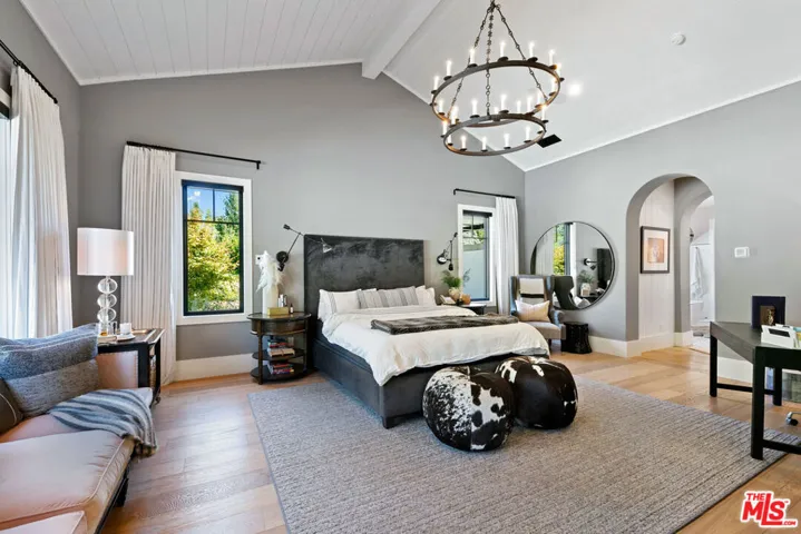 27453 Park Vista Road, Agoura Hills, California 91301