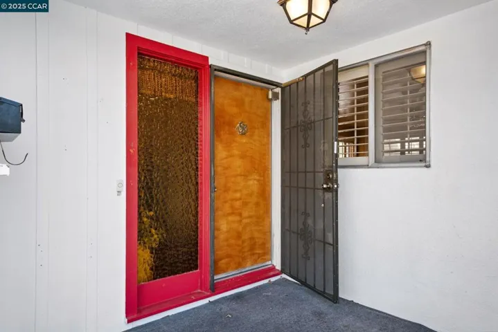 194 Redondo Dr, Pittsburg, California 94565