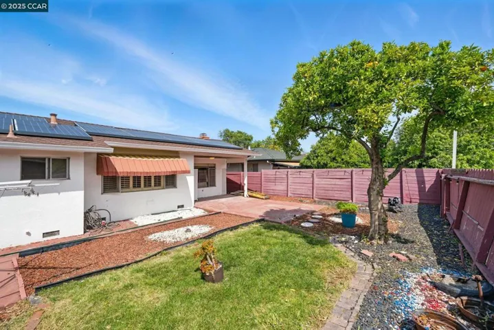 194 Redondo Dr, Pittsburg, California 94565