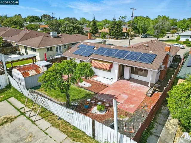 194 Redondo Dr, Pittsburg, California 94565