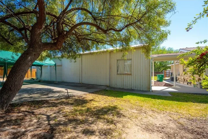 3990 Colima Road, Atascadero, California 93422