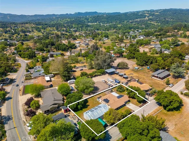 3990 Colima Road, Atascadero, California 93422
