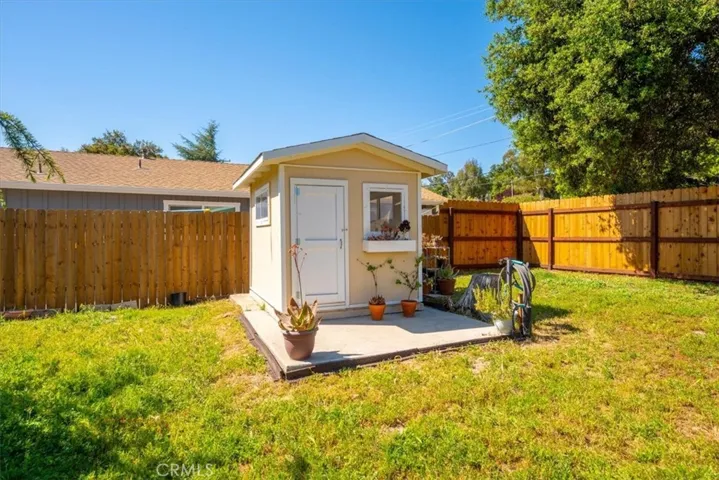 3990 Colima Road, Atascadero, California 93422