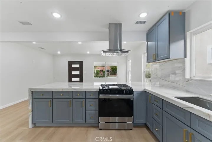 4842 W 99th Street, Inglewood, California 90301