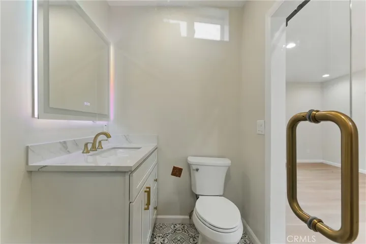 4842 W 99th Street, Inglewood, California 90301