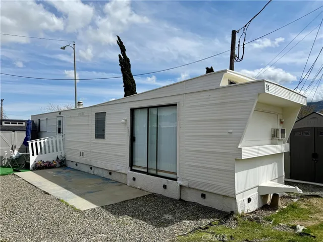 125 N Phillips Street, Banning, California 92220