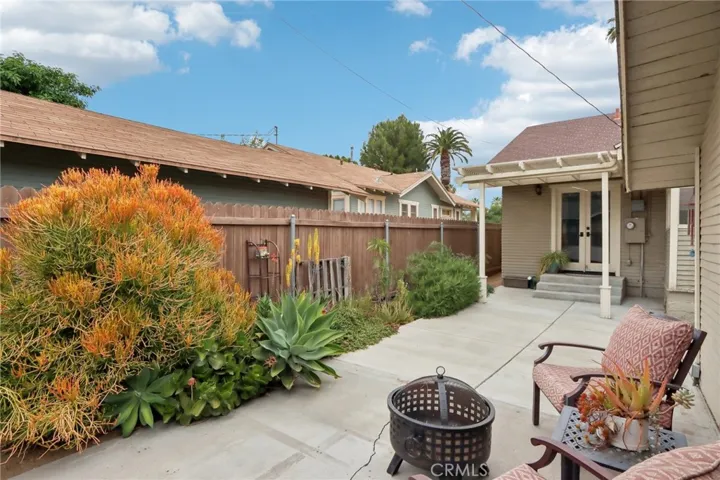 4404 9th Street, Riverside, California 92501
