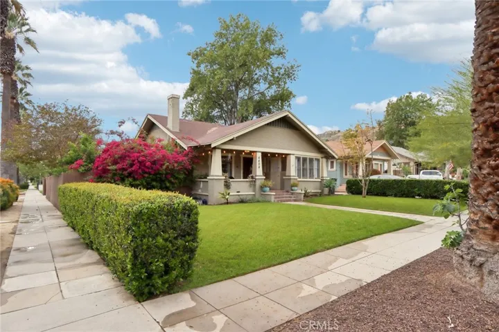 4404 9th Street, Riverside, California 92501