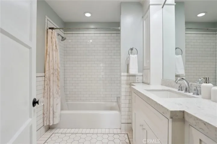 4404 9th Street, Riverside, California 92501