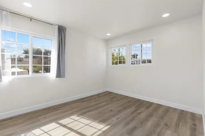 1194 Erin Drive, El Cajon, California 92020