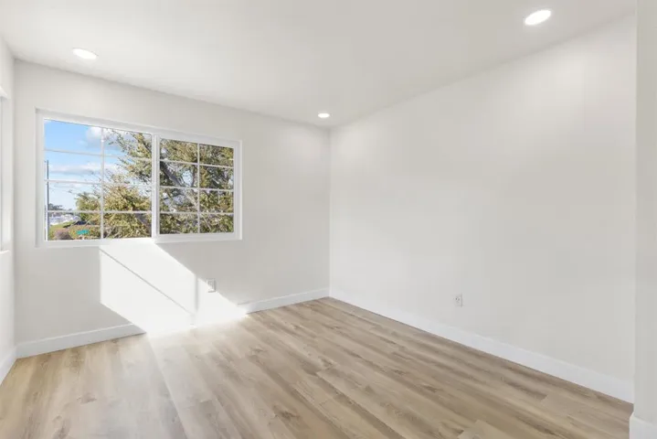 1194 Erin Drive, El Cajon, California 92020