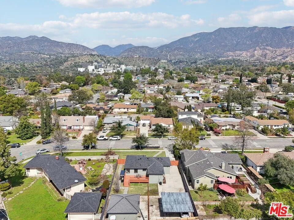 910 Arwin Street, Pasadena, California 91103 home-pic-49