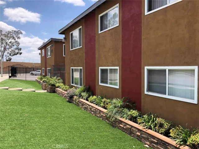 1015 W Garvey Avenue N, West Covina, California 91790