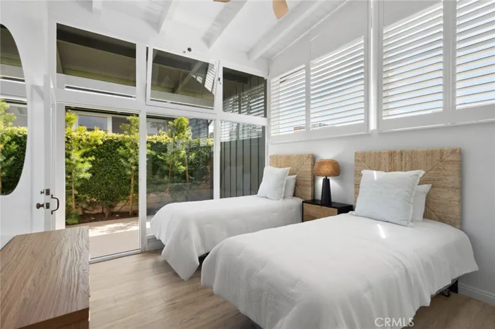 432 Seville Avenue, Newport Beach, California 92661