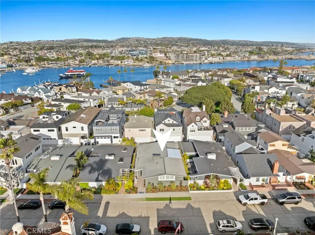 432 Seville Avenue, Newport Beach, California 92661