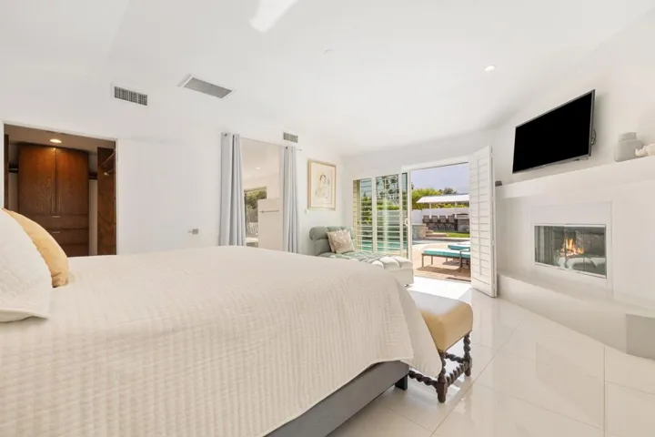 42-web-or-mls-8M4A1306