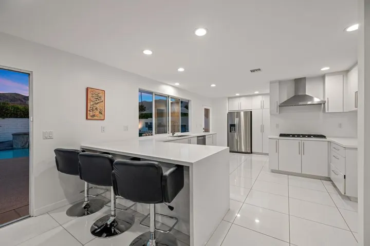 67-web-or-mls-8M4A1561