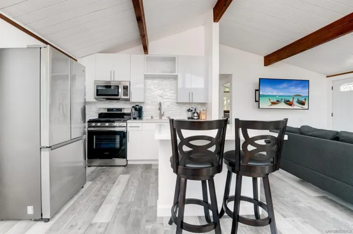 870 D Avenue, Coronado, California 92118