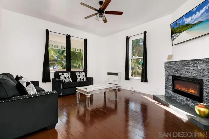 870 D Avenue, Coronado, California 92118