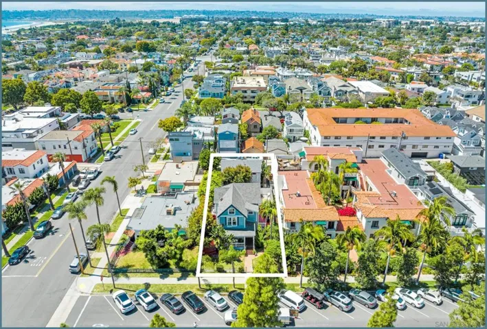 870 D Avenue, Coronado, California 92118