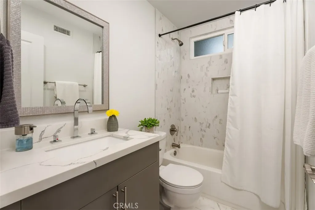 24682 Via San Fernando, Mission Viejo, California 92692 home-pic-25