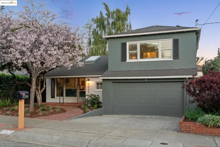 5064 Kearney Ave, Oakland, California 94602