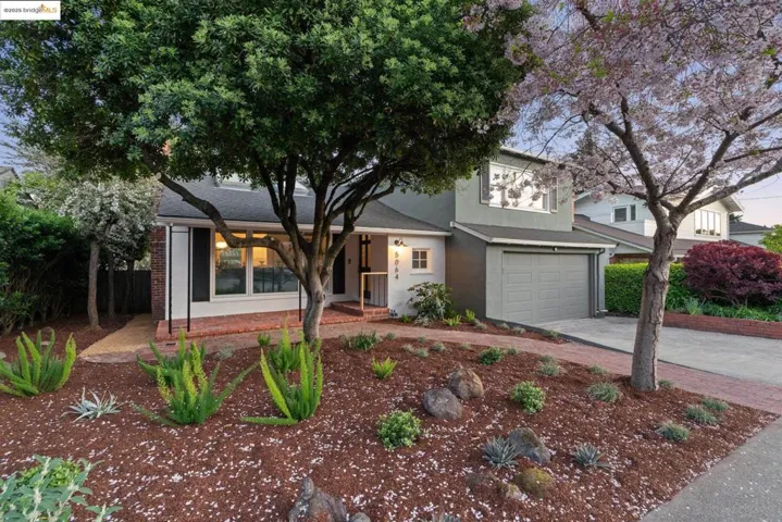 5064 Kearney Ave, Oakland, California 94602