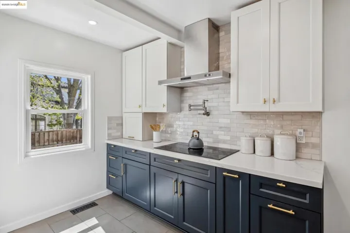 5064 Kearney Ave, Oakland, California 94602